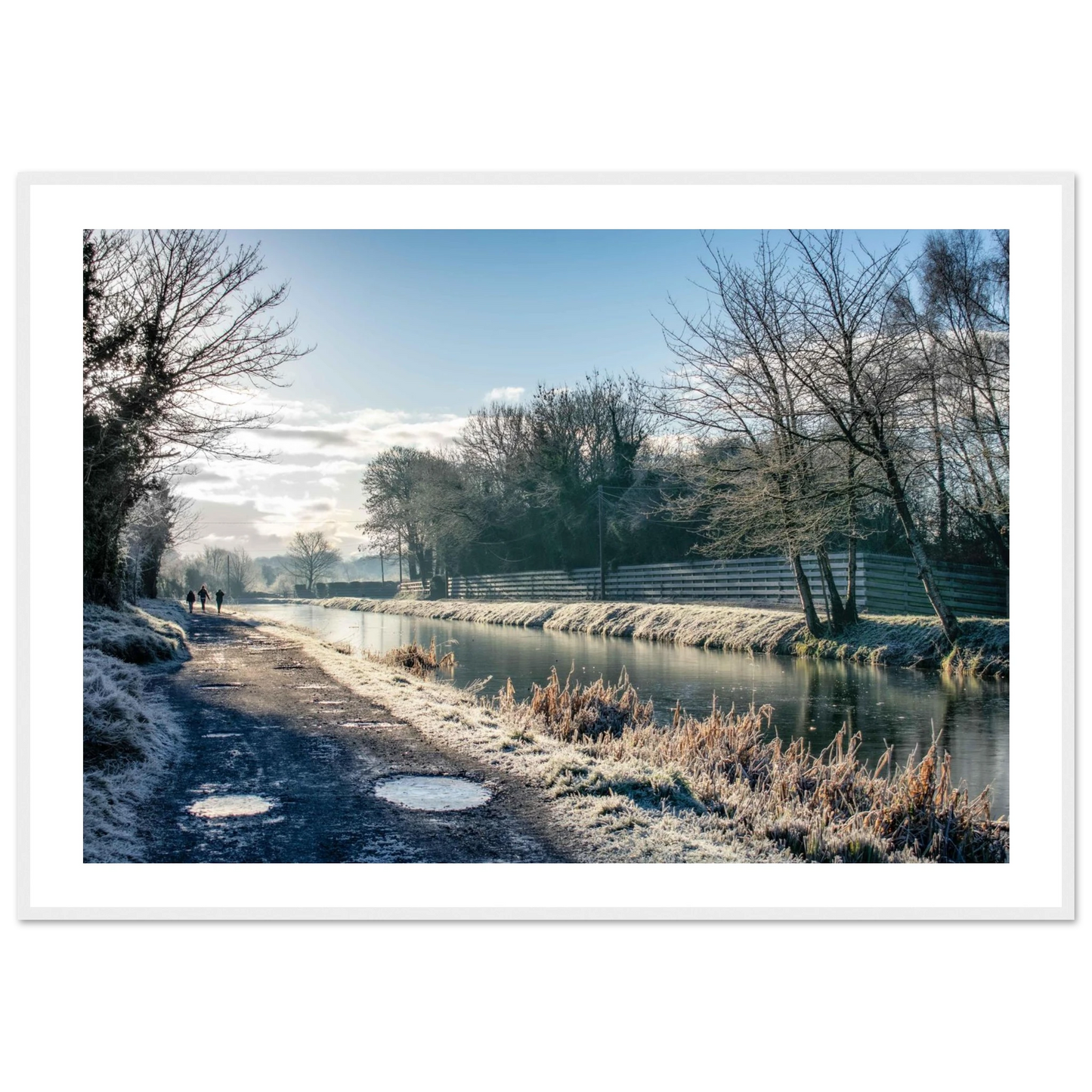 ad08970a-9c78-40a4-9246-42f3e24501b5